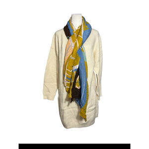 Size M Cream Pretty Garden Chic Crew Neck Tunic Sweater /Sweater Dress Layering